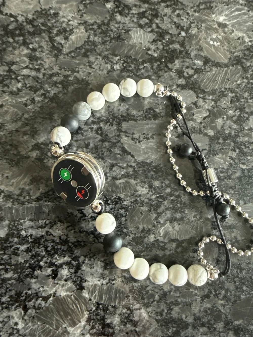 Totwoo Bluetooth Connect to Love Adjustable-Onyx+White Stone-Moon Star Bracelet